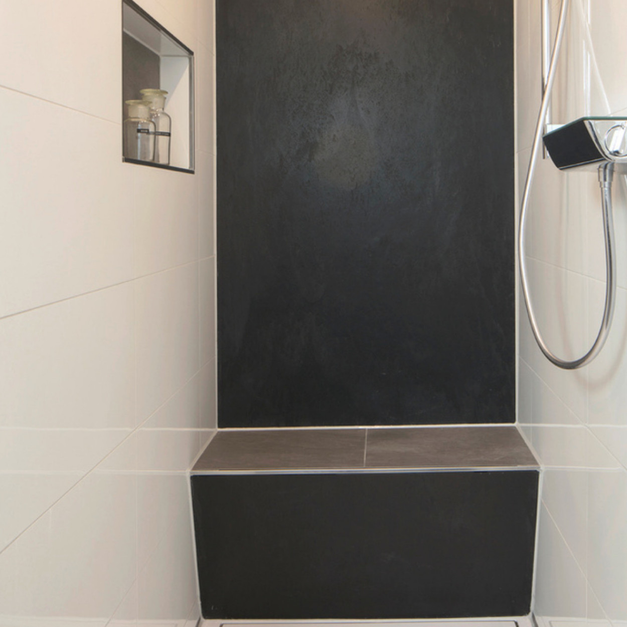 Wedi Sanoasa shower bench 1 – straight